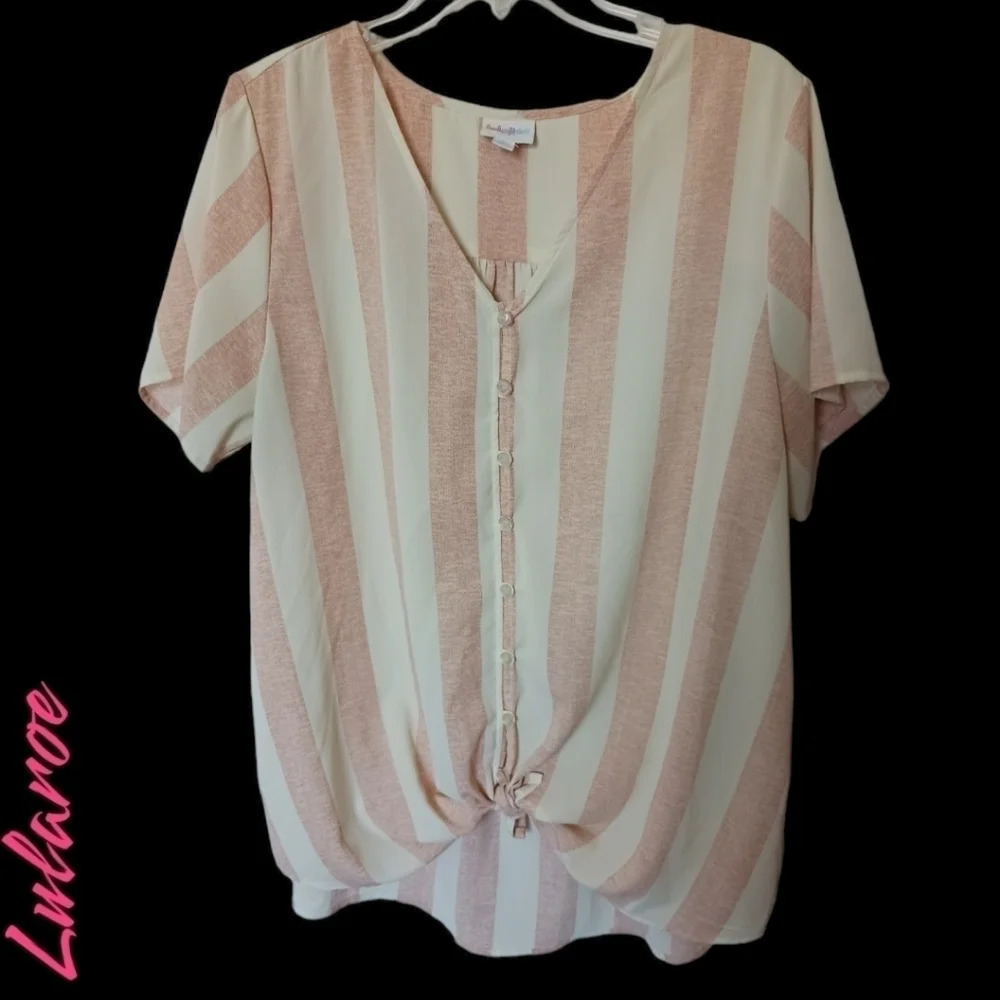 Lularoe shanna button down top stripe size Xlarge cream& pink color